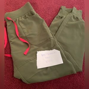 Moss FIGS scrubs bottom